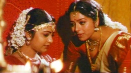 Arundhati Songs - Tolakari Vayasula - Soundarya, Ram Kumar