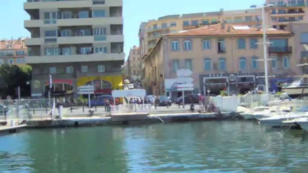 La traversée du Vieux Port en ferry boat