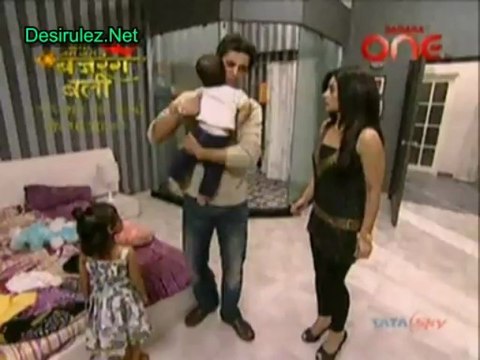 Jhilmil Sitaron Ka Aangan Hoga 11th July 2013 pt1
