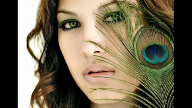 w cennetıngülü.com*B İ S M İ L L E H İ R R A H M A N İ R R A H İ M* Agaclar yaprak döker yeniden acmak icin. Sonra Çicege döner kokular sacmak iÇin.Beden Çürür,yok olur dünyadan kacmak icin...Yeniden hayat bulur sonsuza Göcmek icin.Mahserde bir telas