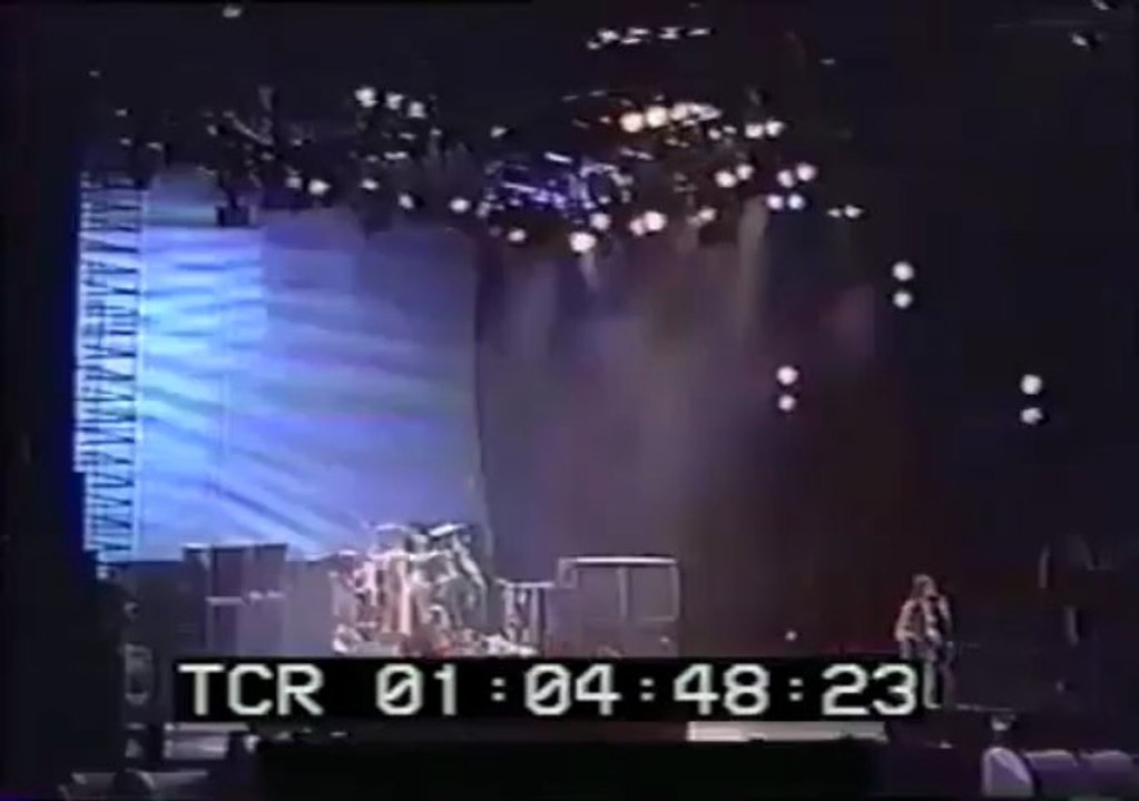 Nirvana - School (Hollywood Rock Fest Brazil January 23 1993)