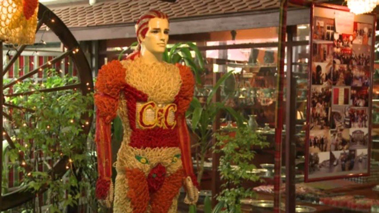 Kohl und kondome: seltsamer essen in bangkok