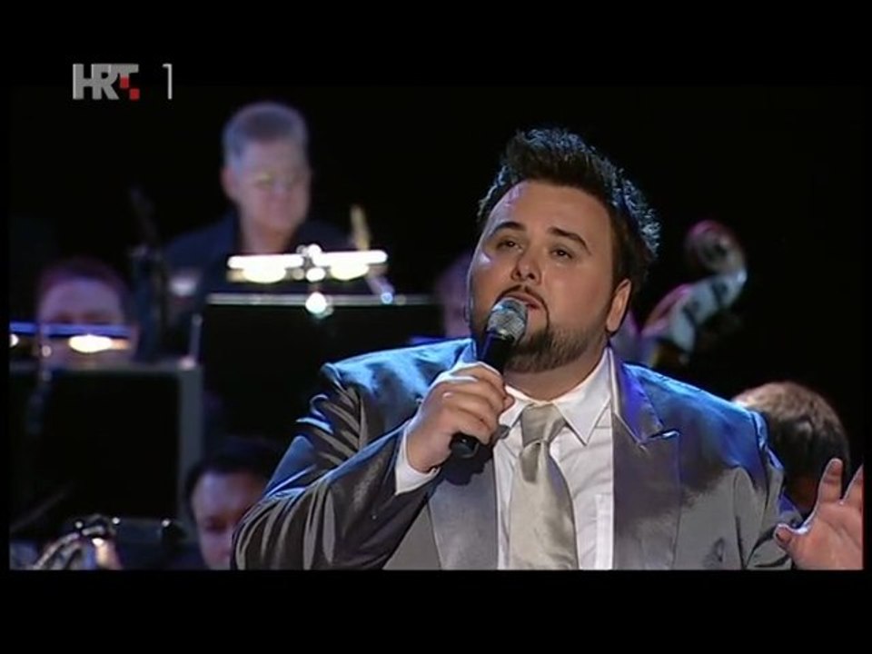 Jacques Houdek - Regresa a mi (Jacques Houdek i dive)