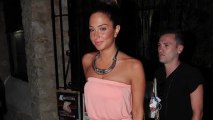 Tulisa Looks Peachy in Ibiza