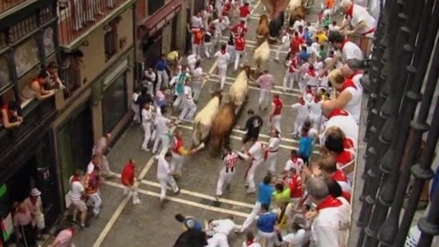 Three gored in Pamplona bull run