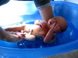 Le bain avec papa