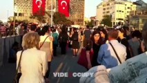 _Dik Duranlar_ Taksim Meydanı __ _Standing-still_ in Taksim Square ___ 18.06.2013