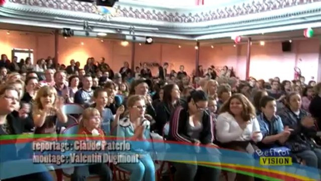 Traditionnelle distribution de dictionnaires aux futurs élèves de 6éme