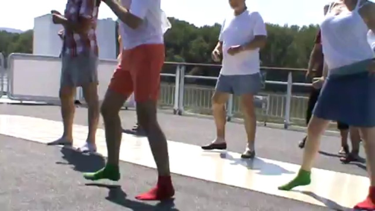 TUI Allegra Zumba Tanzkurs auf Deck Flusskreuzfahrtschiff TUI Allegra TUI FlussGenuss