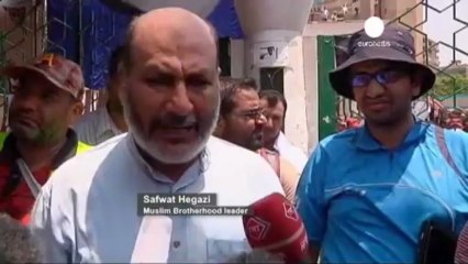 Protest and prayers as supporters call for Mursi return