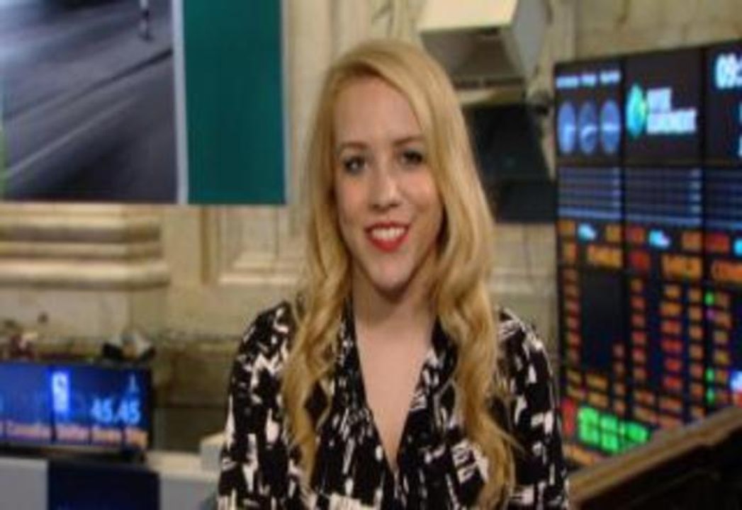 Wall Street Little Changed As Investors Weigh JPMorgan, Wells Fargo Earnings