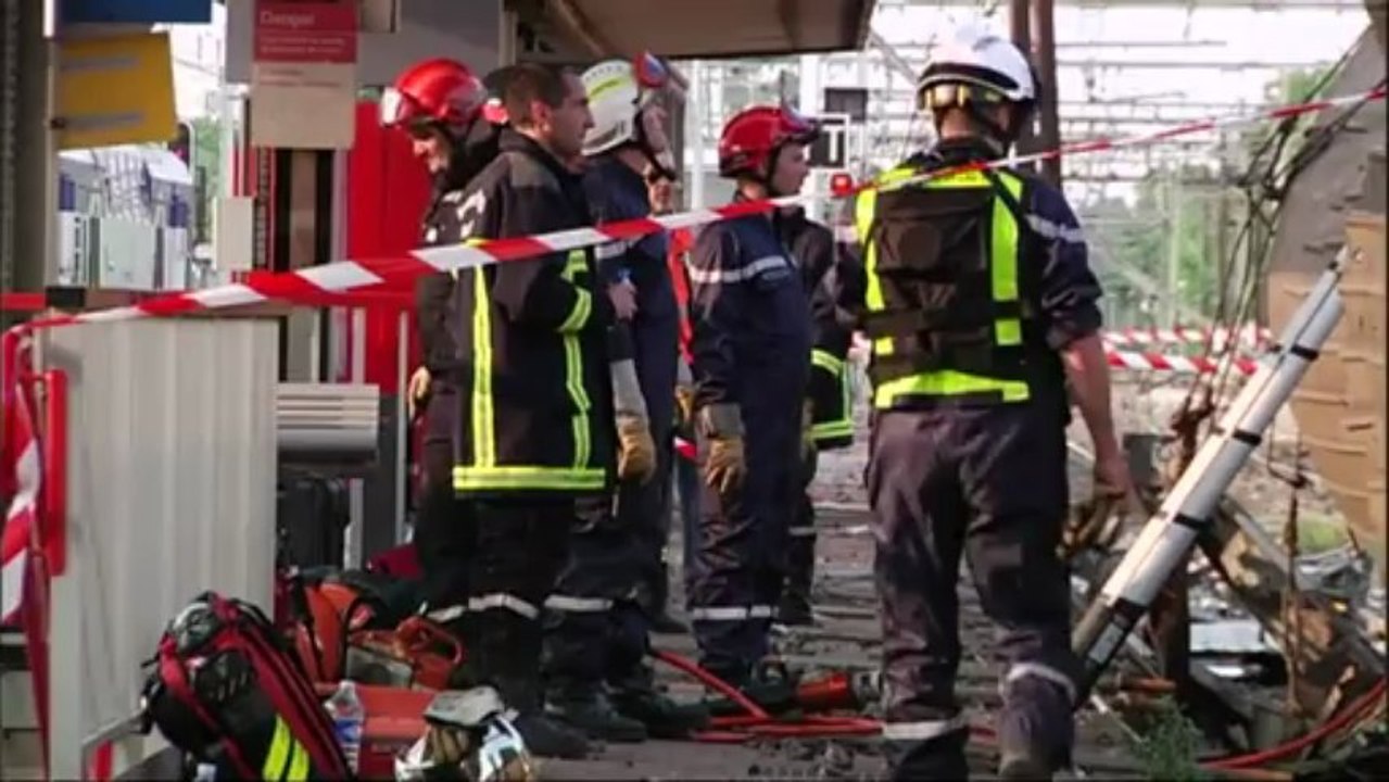 Essonne: un train déraille, plusieurs morts