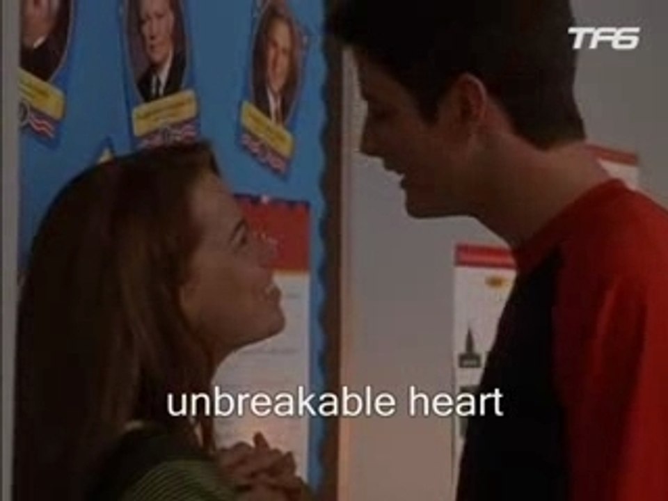 baiser de Nathan et Haley