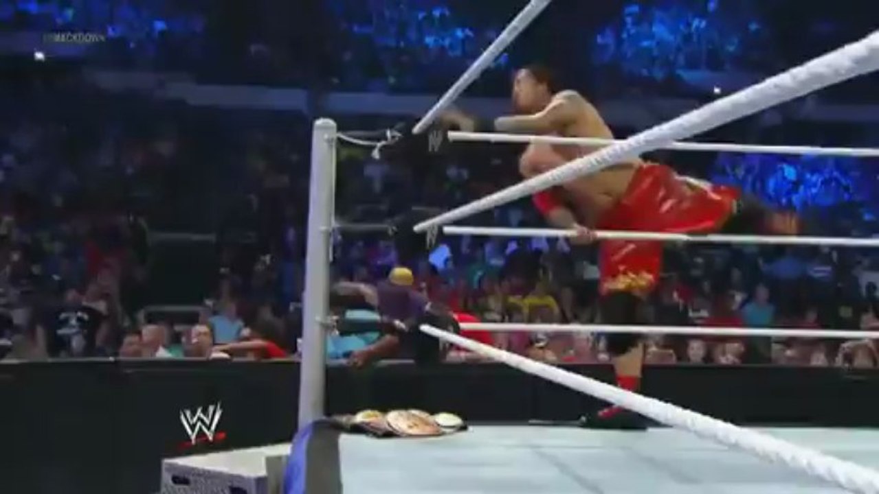 Seth Rollins vs Jey Uso - Smackdown 07.12.13