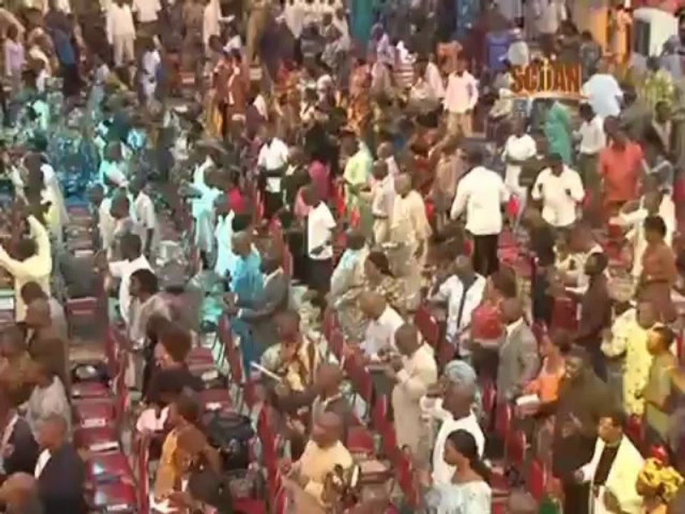 TB Joshua en français -- O Saint Esprit, viens prendre le contrôle!