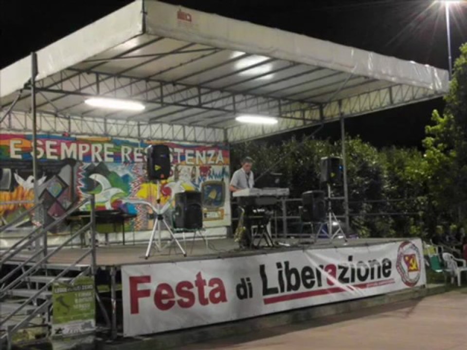 MUSICA E BALLO CON DAVIDE SAX A BRUGHERIO (1 of 3)