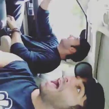 Jencarlos Canela y Jason Canela