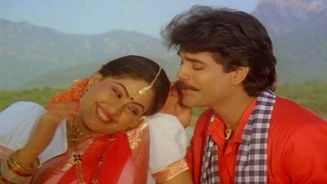 Janaki Ramudu Songs - Chilaka Pachha Thotalo - Nagarjuna - Vijaya Shanthi