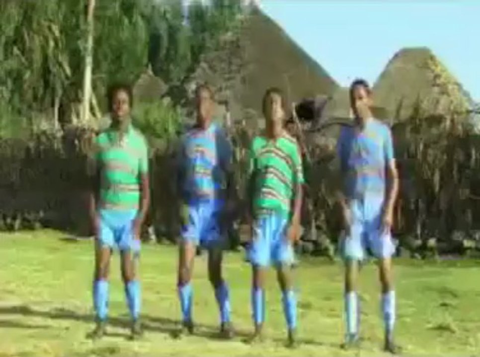 Very Nice Ethiopian music 2013 Eneshager Gonder - Konjit Shanqo