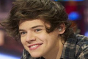 Harry Styles Vomits On Stage