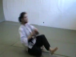 Suwari ushiro kaeten ukemi :  éducatifs