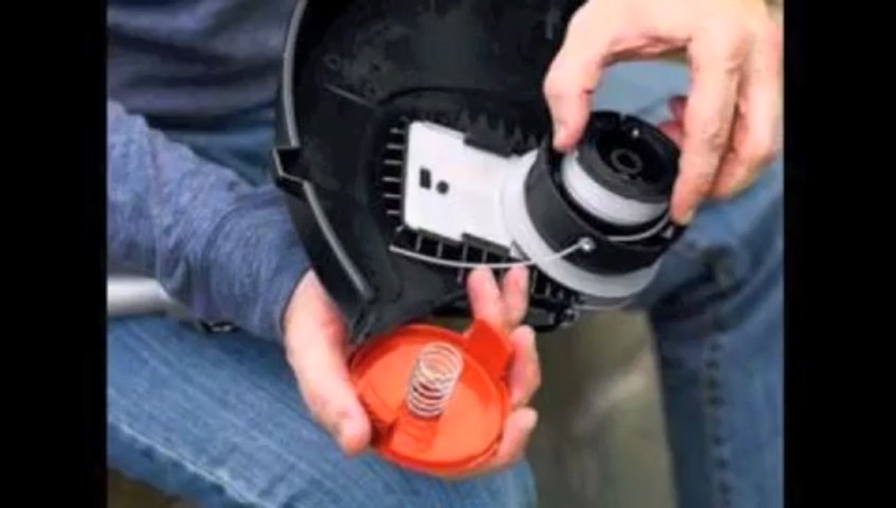 Black and Decker NST1024 Cordless String Trimmer Review