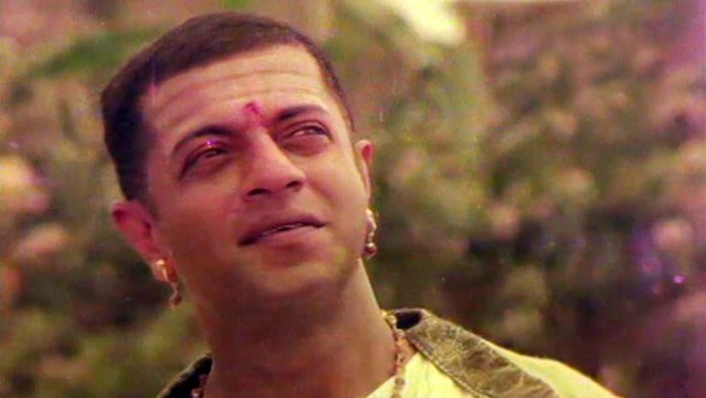 Ananda Bhairavi Songs - Sudi Gaalilona Deepam - Girish Karnad Malavika Rajesh 2