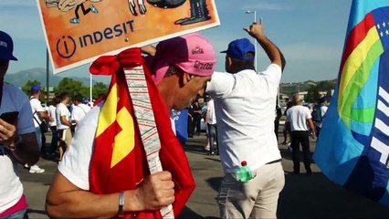 Fabriano (AN) - Indesit, il corteo dei cinquemila: reportage -3- (12.07.13)