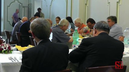 Napoli - I detenuti dell'OPG a pranzo da Sepe (13.07.13)