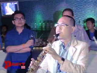 PATTAYA PEOPLE PARTY PATROL - Dusit D2 Baraquda - Dream Jazz Duo
