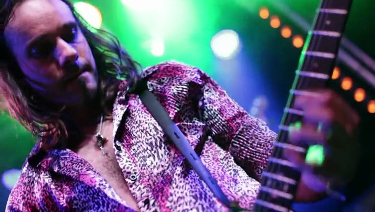 FREAK SHOW - Clouds Killer  ( Live @ Pacific Rock 2013 )