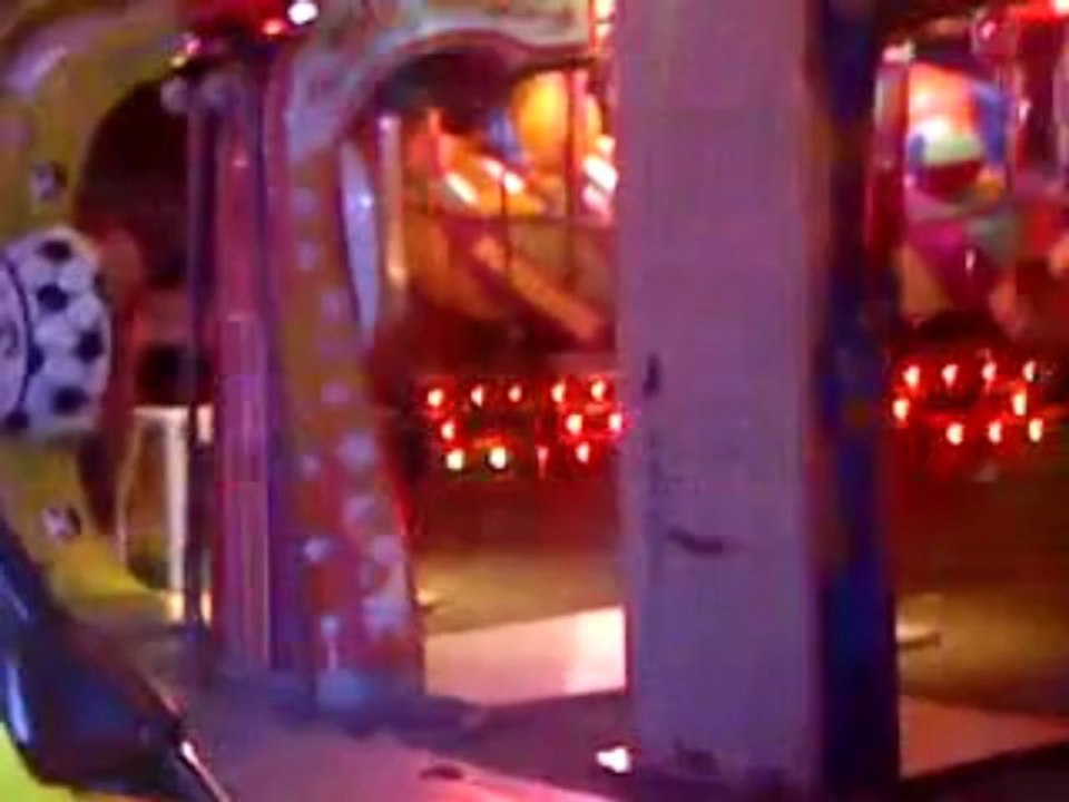 MOV00858