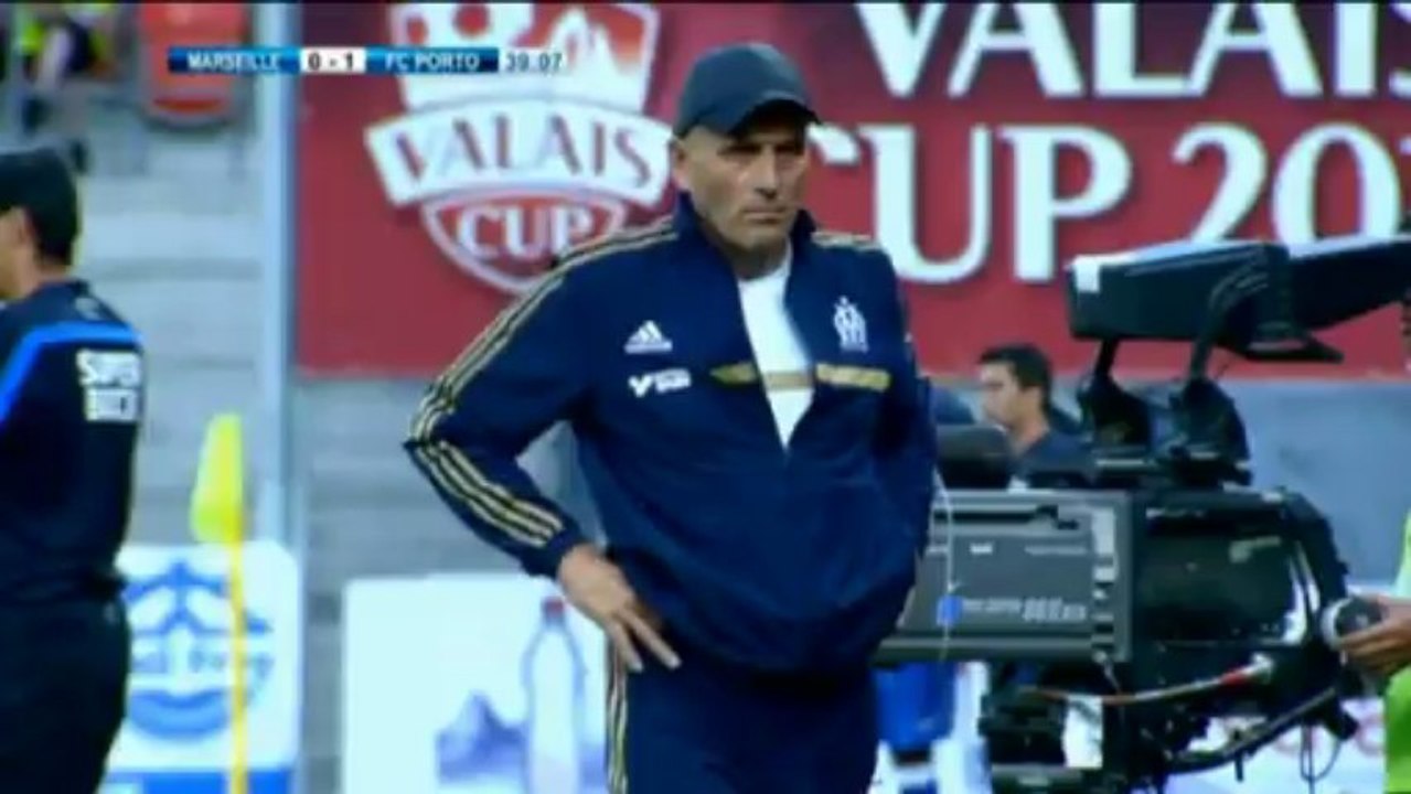 Valais Cup: Autsch! Morel tritt Fucile zwischen die Beine