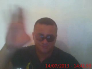 **FELIZZ DIA DOMINGO** :)  :)  :)   Y SOBRE LAS CAGUAMAS PARIENTESSS JAJAJA**