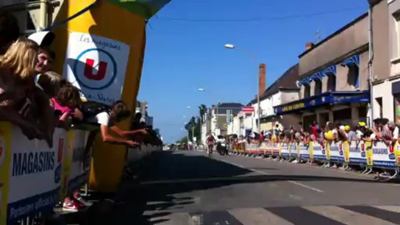Arrivée de la 4e étape du Tour des Deux-Sèvres 2013