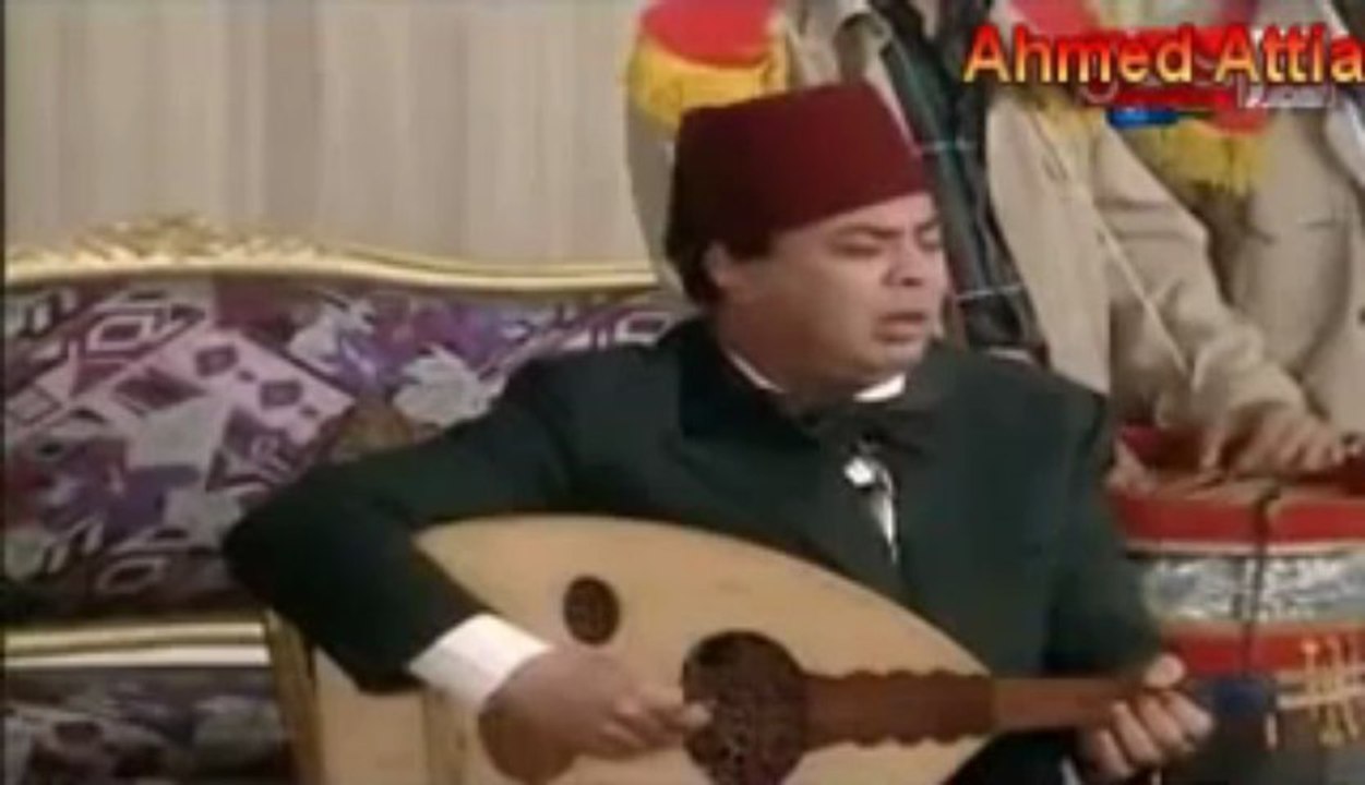 من مسرحية شارع محمد على