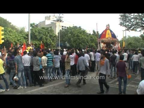 Thousands celebrate Rath Yatra in Delhi