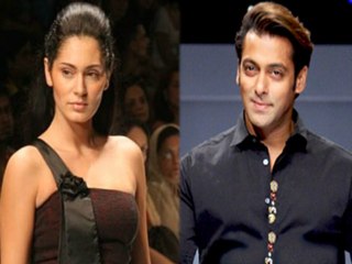 Salman Khan Becomes HINDI TUTOR But for WHOM