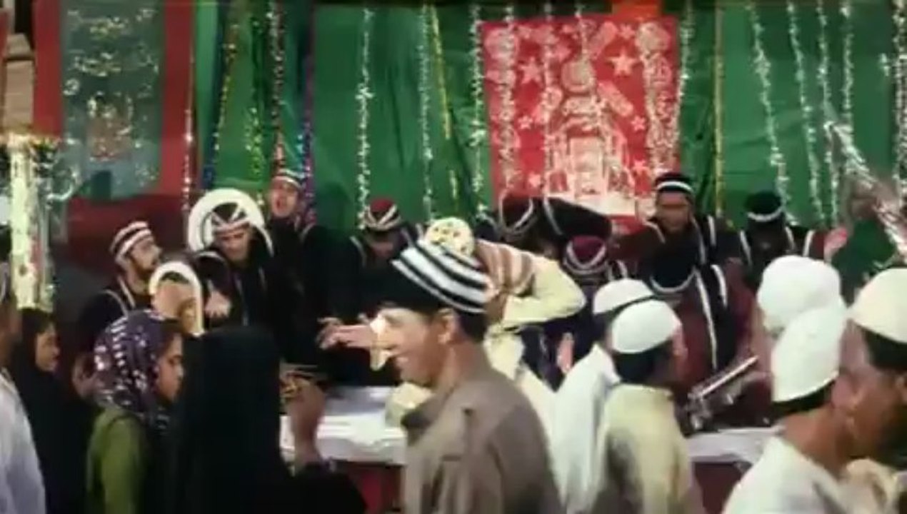 Bhul Ker Hum Unhein - Hum Kisi Se Kum Nahin (2002) Full Song