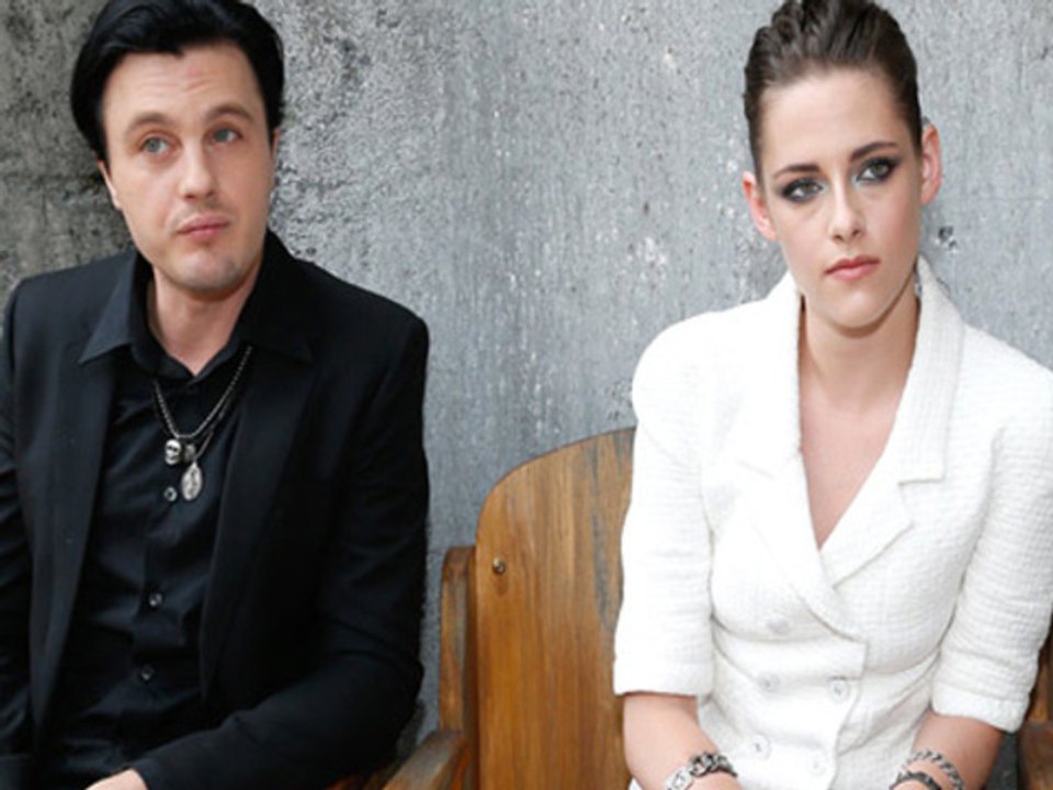 Kristen Stewart Dating Michael Pitt?