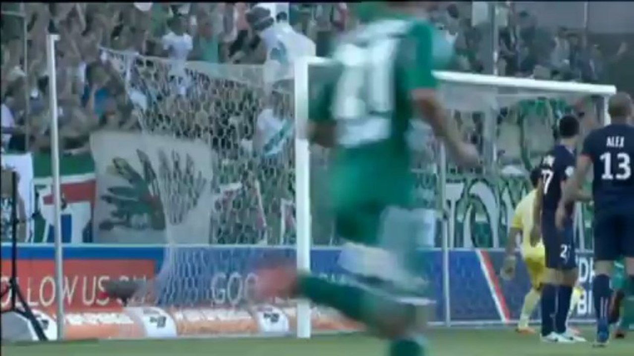 Rapid Wien schockt PSG per Hacke