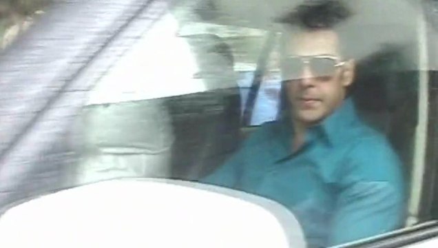 Salman Khan Appears In Court - Hit And Run Case - Visuals