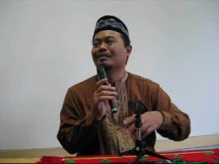 20091015 - Ust Ahmad Sarwat, Lc - Hukumnya Menerima Hadiah