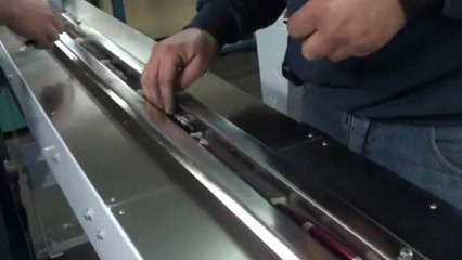 ELPACK - Embaladora automática Flow pack - CANETAS - Máquina para embalar