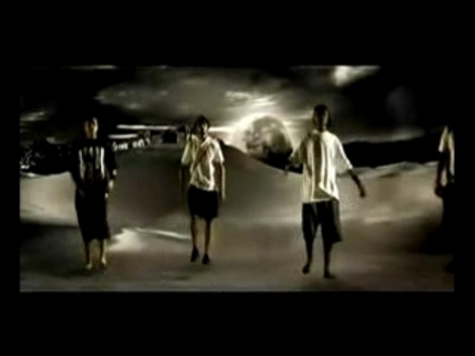 clip psy 4_le monde est stone