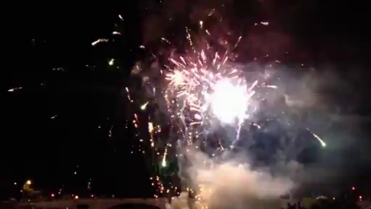 Feu du 14 juillet Montereau extrait 3