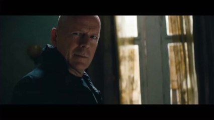 "Red 2" Clip - 'That's a Good Boy'