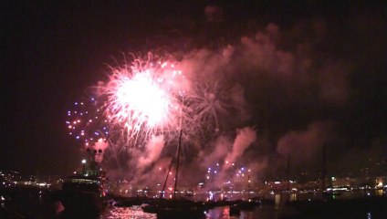 FEUX D'ARTIFICE A CANNES SUR UN YACHT AVEC DOCKWAY - 14 JUILLET 2013