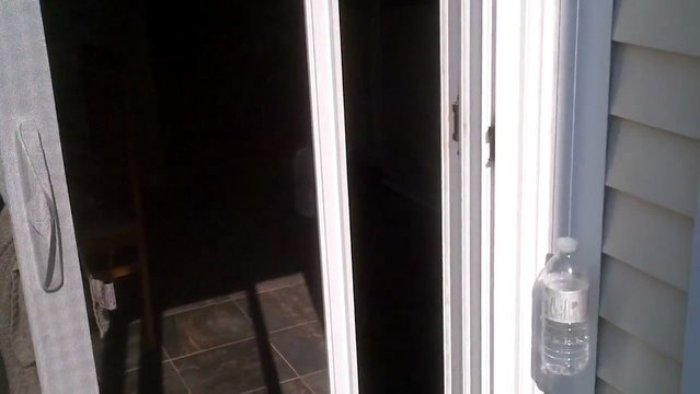 Comment fabriquer une porte automatique coulissante avec quasiment rien