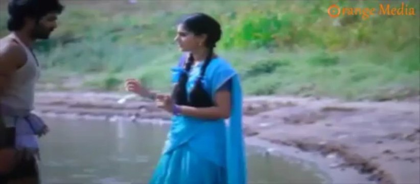 Taapsee ang Aadi Romantic sceen - Gundello Godari telugu movie